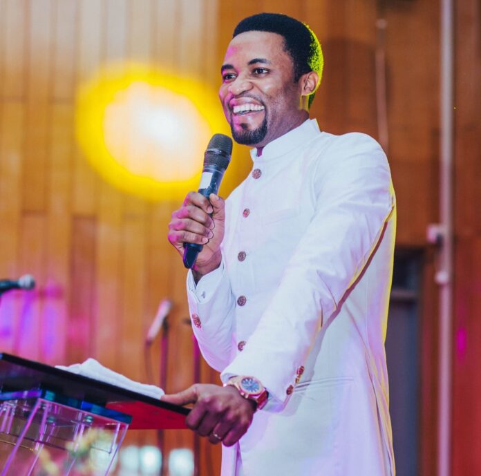 Ah Ah Eh Chant by Michael Orokpo Mp3 Download