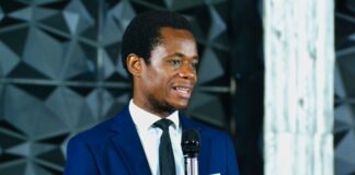 Prophet DM Siame – Nshaye Nshaye by Prophet DM Siame mp3 download